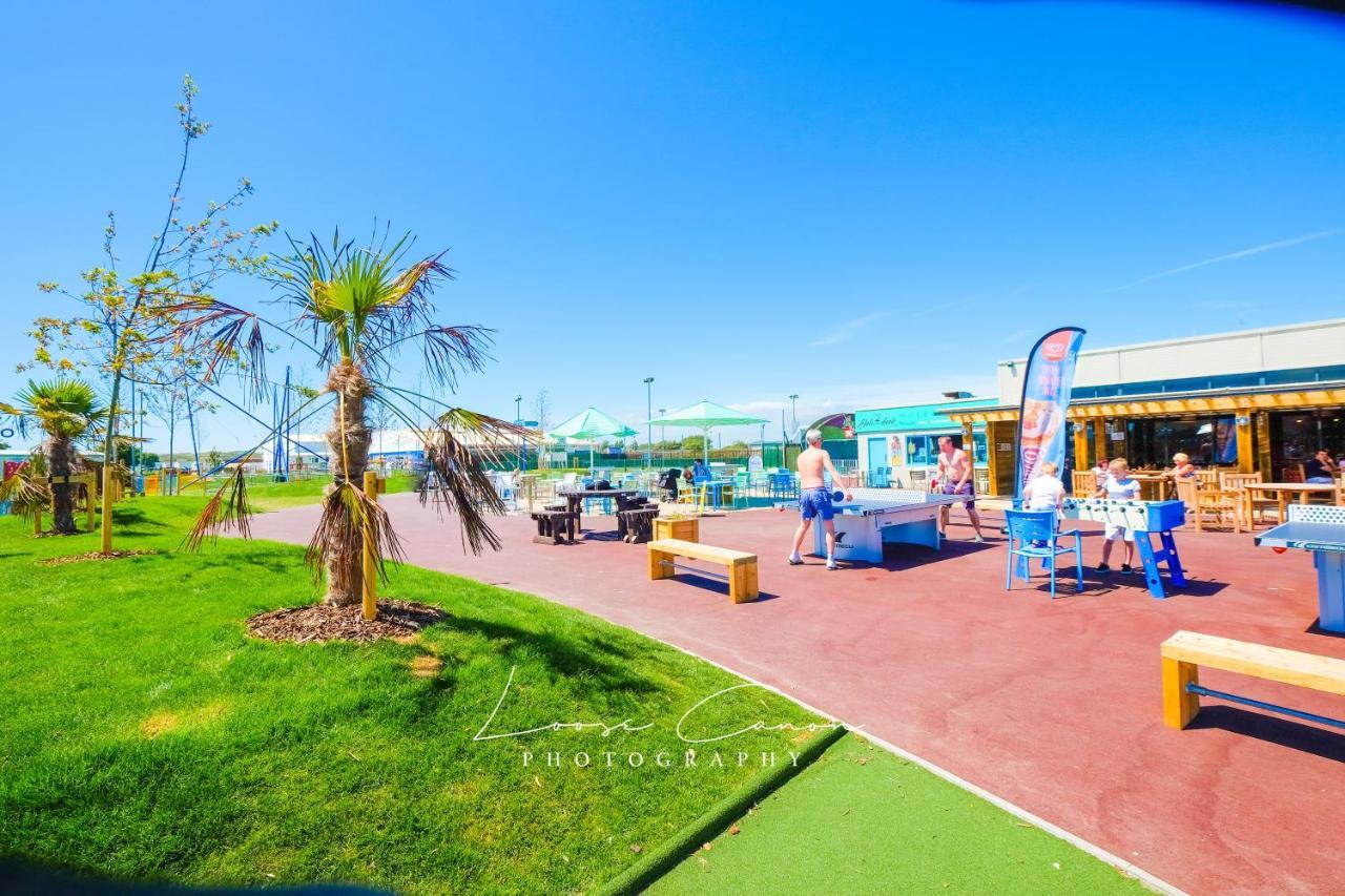 Sea 'N' Stars Platinum Plus Holiday Home With Views, Free Wifi And Netflix Camber Exterior foto